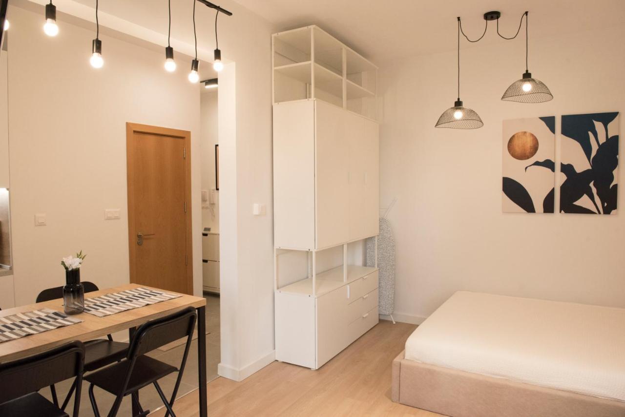 Top Center Designer Studio Apartment Sofya Dış mekan fotoğraf