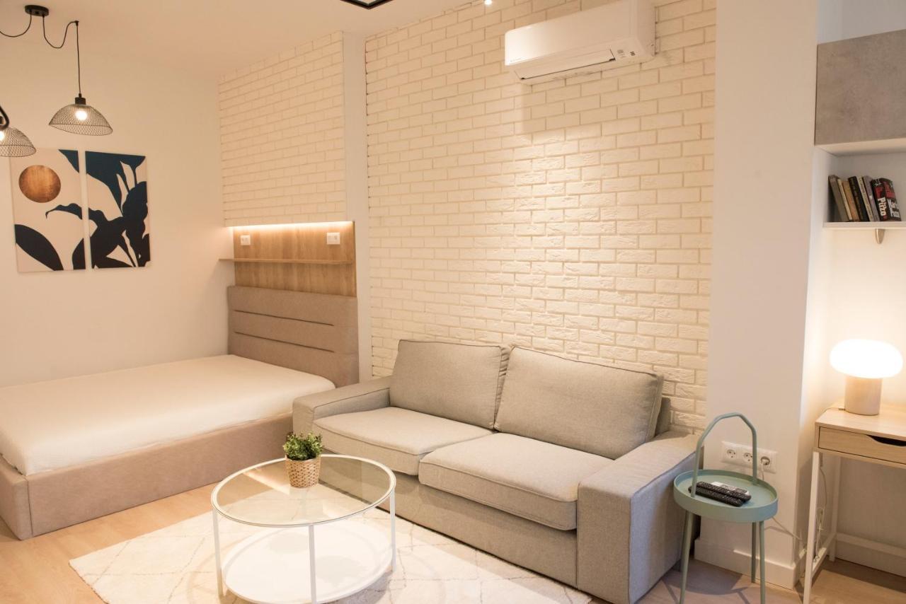 Top Center Designer Studio Apartment Sofya Dış mekan fotoğraf